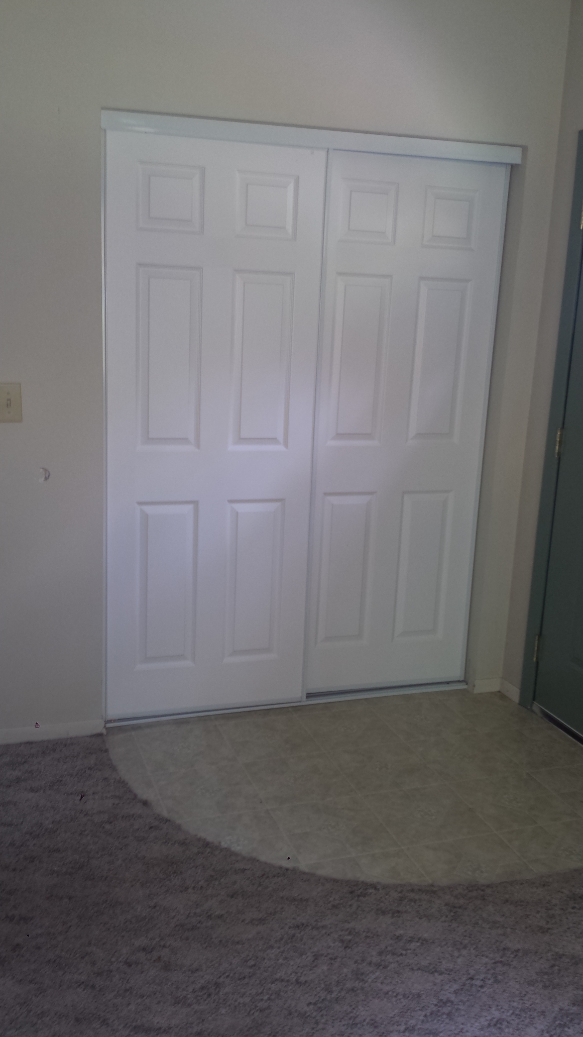 Closet-door